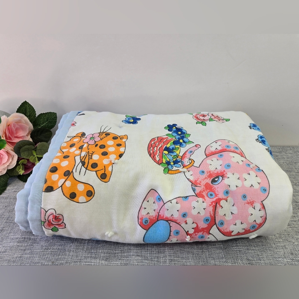 Vintage 1960’s‎ Handmade Baby Blanket EUC Giraffe, Elephant, Bunny, Sheep, Dog